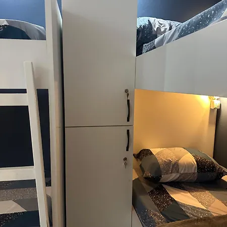 Hostel Blloku Vibes *