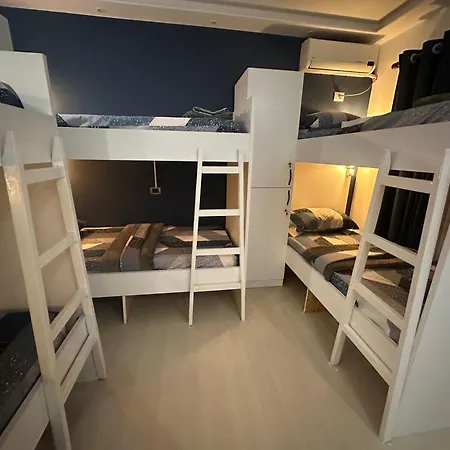 Blloku Vibes - Female Only Hostal