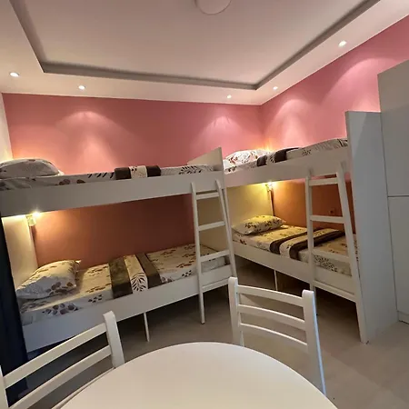 Blloku Vibes - Female Only Tirana