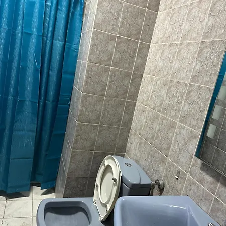 Blloku Vibes אכסניה *