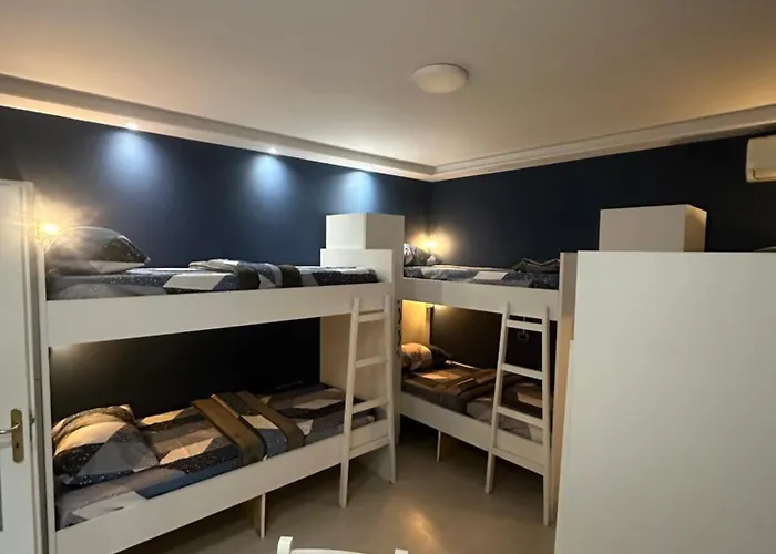 Blloku Vibes - Female Only Hostal