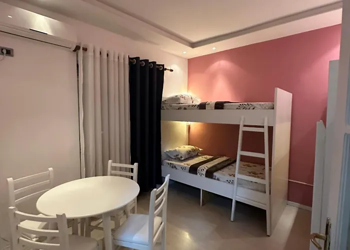 Hostal Blloku Vibes - Female Only *