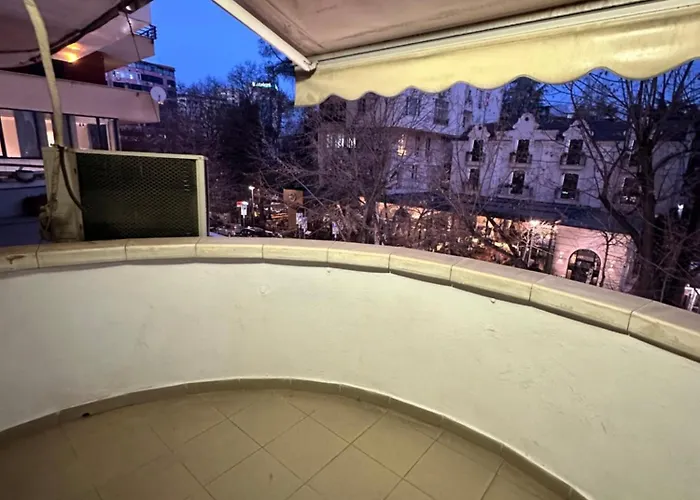 Blloku Vibes - Female Only Hostel Tirana